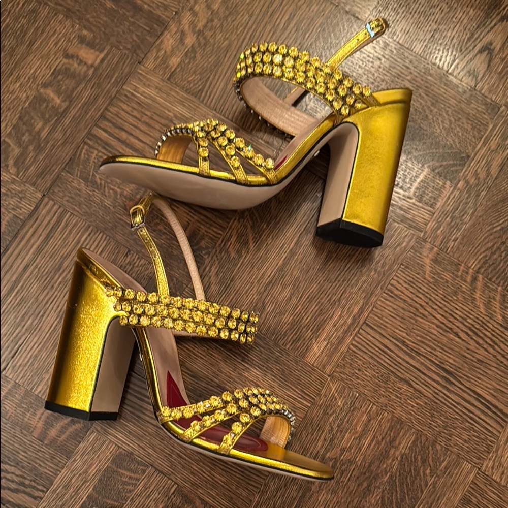 Gucci Sandals Gold metallic crystal size 35.5 brand new with box